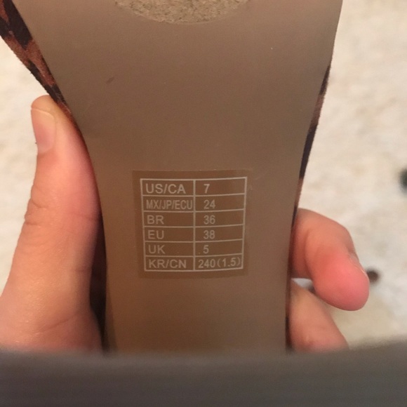 Cheetah wedges - Picture 2 of 5